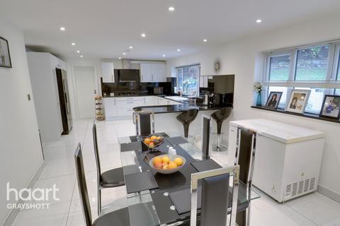Kilmory Beech Hill, Headley Down, Bordon, GU35 8EQ
