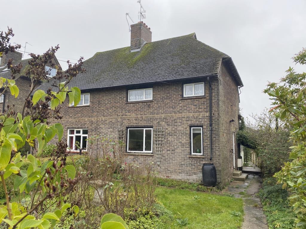 63 College Road, Ardingly, Haywards Heath, West Sussex 3 bed semi