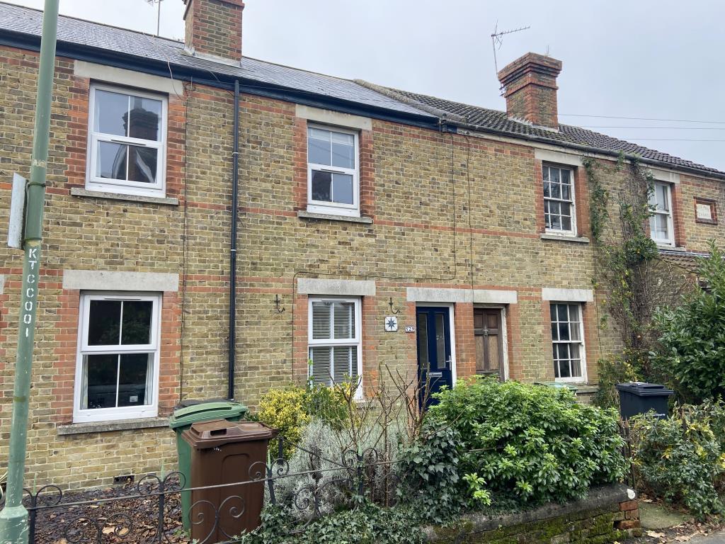 29 Tower Lane, Bearsted, Maidstone, Kent 2 bed terraced house £250,000