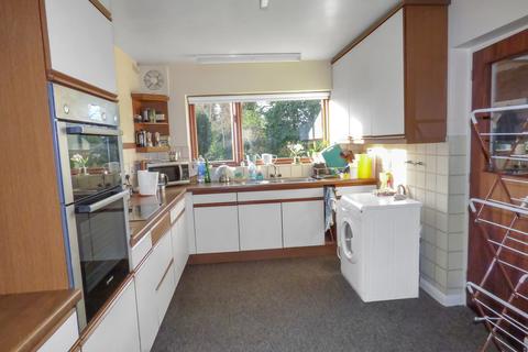 17 The Willows, Stratford-upon-avon, CV37 9QJ