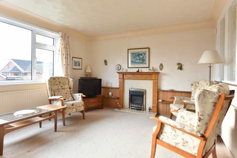 18 Lynwood Avenue, Aughton, Ormskirk, L39 5BB