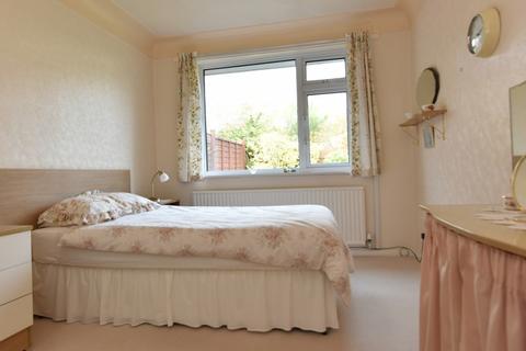 18 Lynwood Avenue, Aughton, Ormskirk, L39 5BB