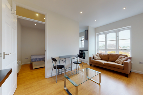 1 bedroom apartment to rent, Wheat Sheaf Close, London, E14