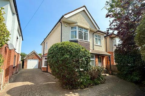 De Lisle Road, Bournemouth, BH3