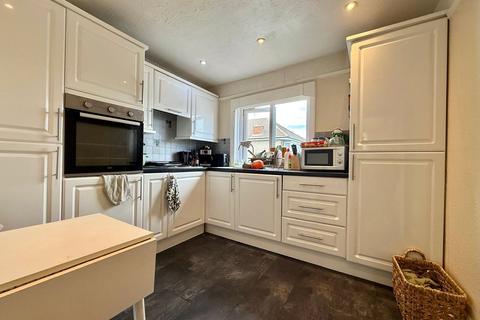 2 bedroom apartment to rent, Wimborne Road, Bournemouth, Dorset, BH9