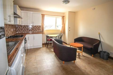 4 bedroom apartment to rent, Wallisdown Road, Poole, BH12