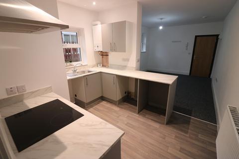 1 bedroom apartment to rent, Flat 2, 20 Louis Street