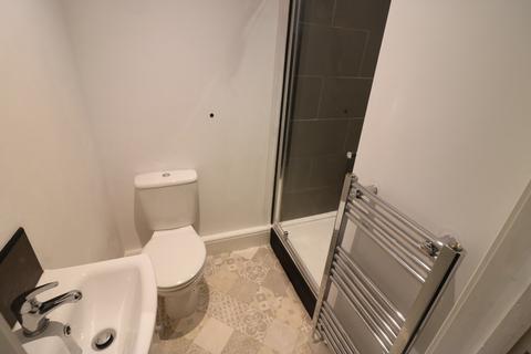 1 bedroom apartment to rent, Flat 2, 20 Louis Street