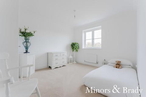 15 Aircraft Drive, Watton, Thetford, IP25 6ZA