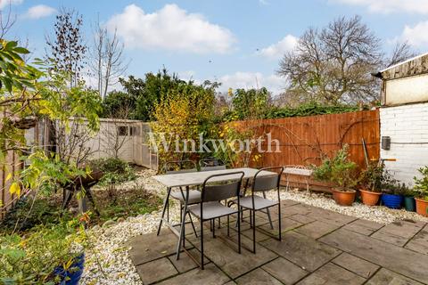 63 Keston Road, London, N17 6PJ