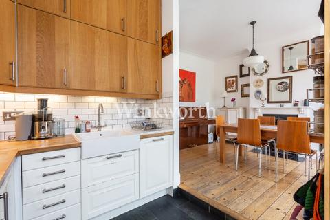 63 Keston Road, London, N17 6PJ