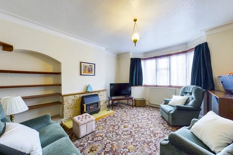 95 North View, Pinner, HA5 1PX