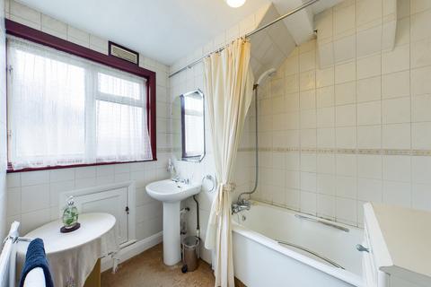 95 North View, Pinner, HA5 1PX