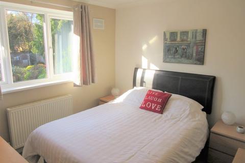 74 Morland Road, Birmingham, B43 7JH