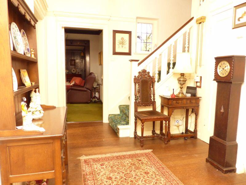 Photo 48