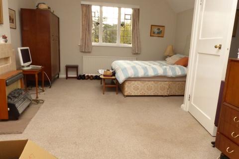 10 Greenhill Road, Sutton Coldfield, B72 1DS