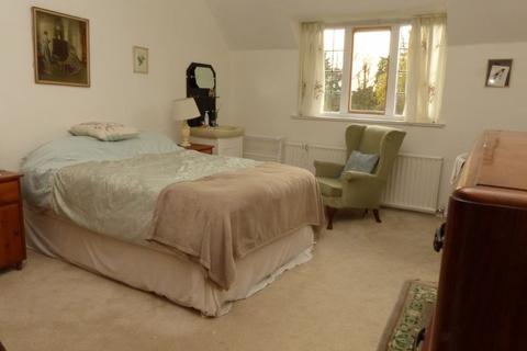10 Greenhill Road, Sutton Coldfield, B72 1DS