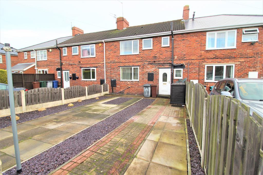 Longfields Crescent, Hoyland... 3 bed terraced house £120,000