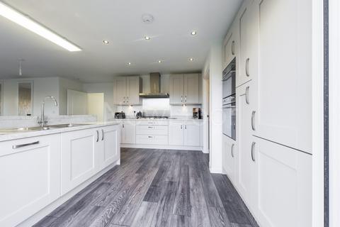 20 Birchtree Road, Bishopton, PA7 5FY