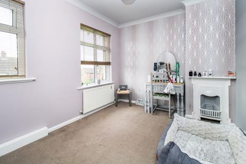 16 Hall Avenue, Leek, ST13 6BU
