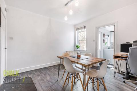64 Salisbury Road, Romford, RM2 5TP