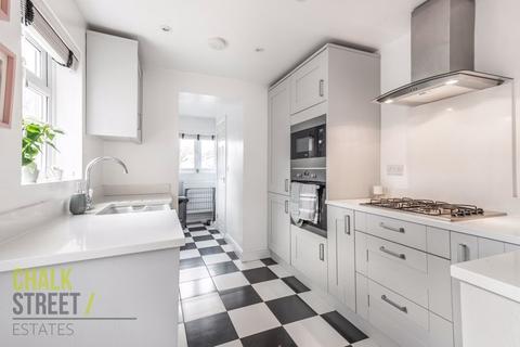 64 Salisbury Road, Romford, RM2 5TP