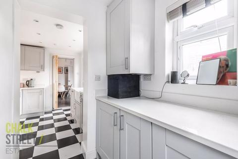 64 Salisbury Road, Romford, RM2 5TP