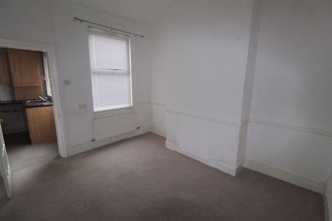 17 Bertie Road, Wrexham, LL13 8EH
