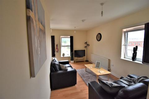 3 bedroom flat to rent, Flat 1a Broom Street