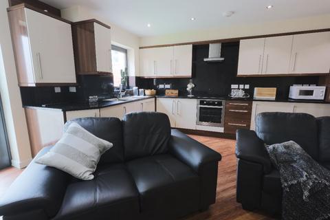 6 bedroom terraced house to rent, 6a Wilkinson Street