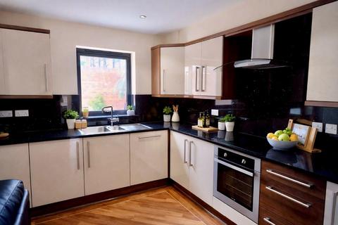 6 bedroom terraced house to rent, 6a Wilkinson Street