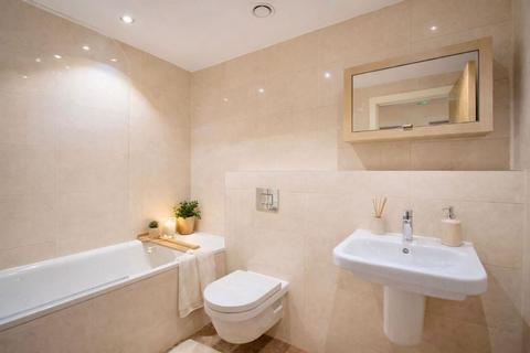 3 bedroom apartment to rent, 12 Ecco