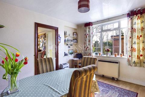 7 Castle Street, Upnor, Rochester, ME2 4XR