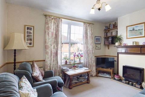 7 Castle Street, Upnor, Rochester, ME2 4XR
