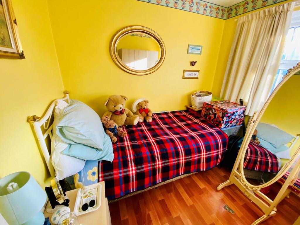 Bed3.jpg