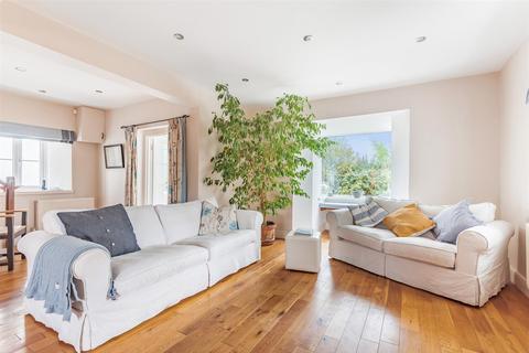 Denes Acland Road, Landkey, Barnstaple, EX32 0LB