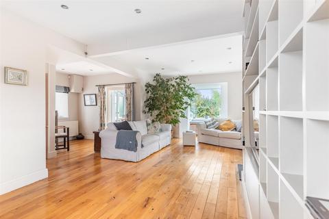 Denes Acland Road, Landkey, Barnstaple, EX32 0LB