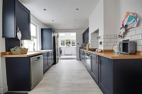 70 Reginald Road, Bexhill-on-sea, TN39 3PG