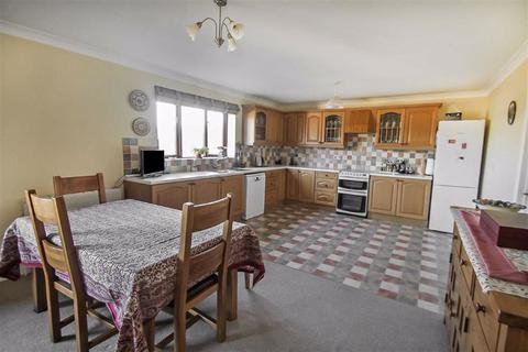 Edge Hill Presteigne Road, Knighton, LD7 1HY