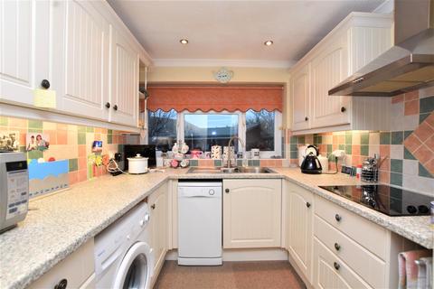 11 Berwick Close, Eastbourne, BN22 0TA