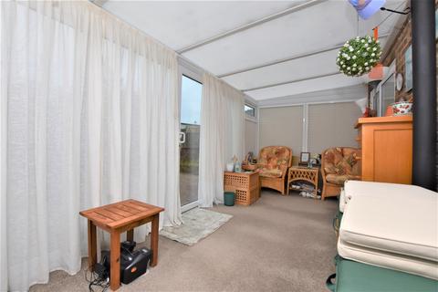 11 Berwick Close, Eastbourne, BN22 0TA