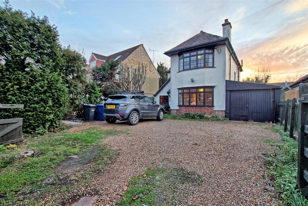 Green End Road, Cambridge 4 bed detached house £650,000