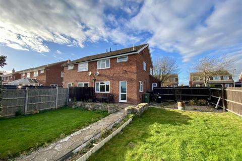 21 Ashley Drive, Gonerby Hill Foot, Grantham, NG31 8JL