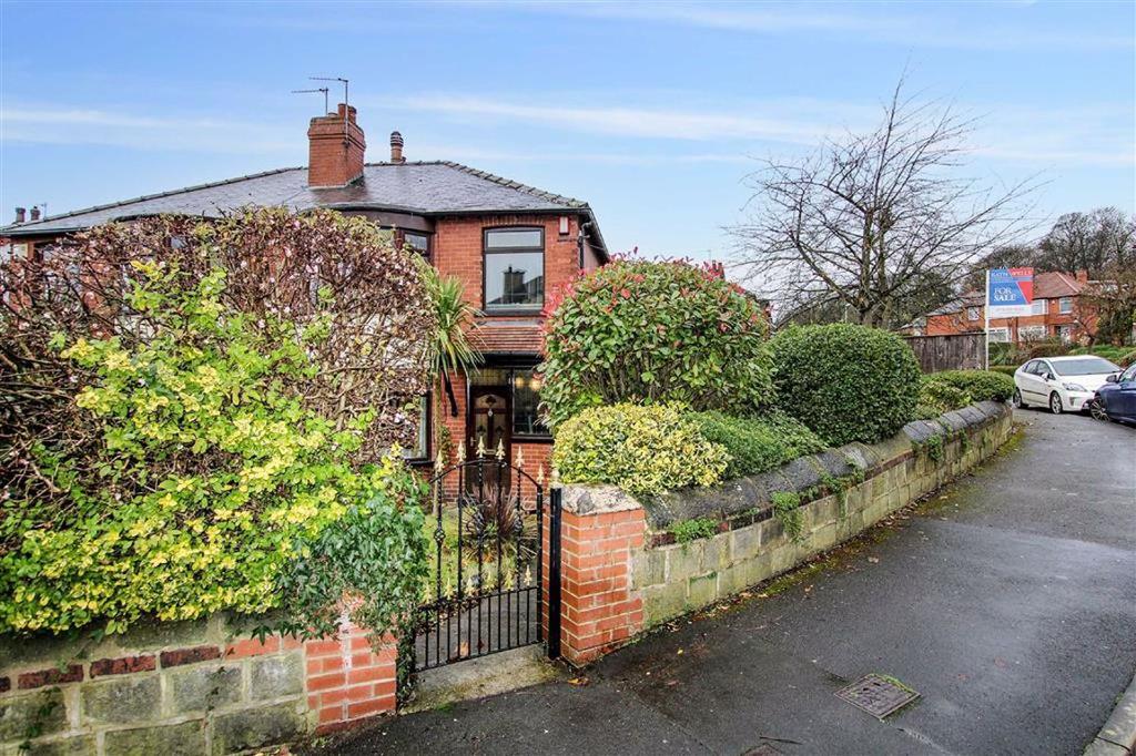 Greenville Gardens, Wortley, Leeds... 3 bed semidetached house £187,000