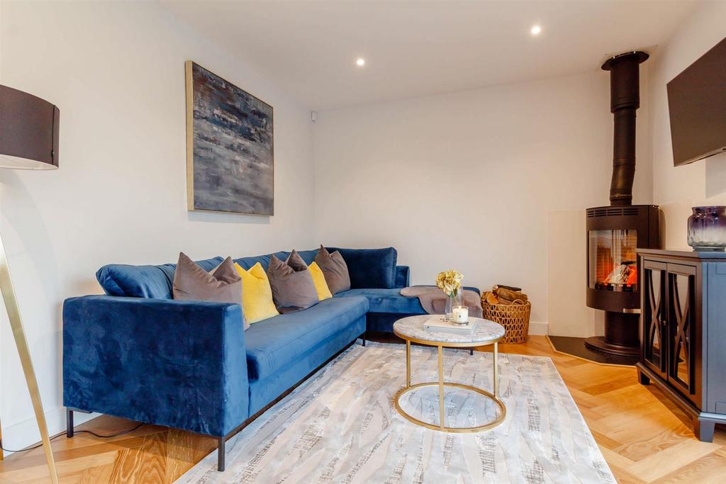 8445987-interior15-800.jpg