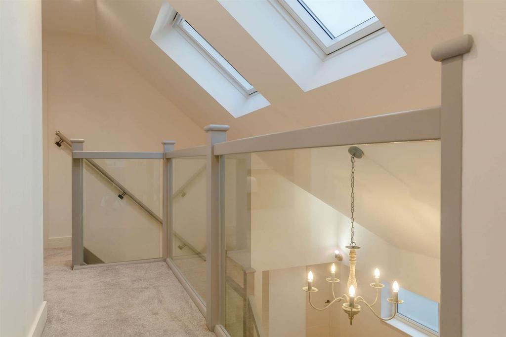 8445987-interior18-800.jpg