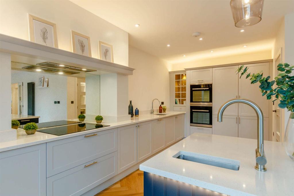8445987-interior10-800.jpg