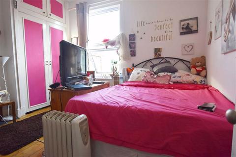 Flat 4, 61 Denmark Road, Gloucester, GL1 3JJ