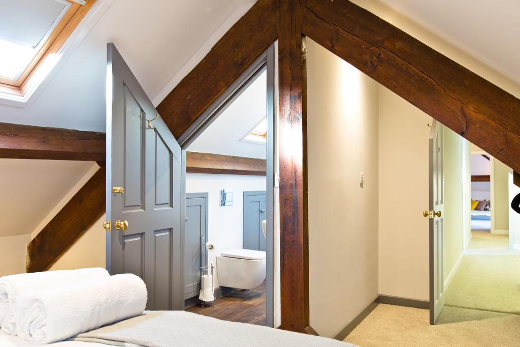 Bedroom Nine