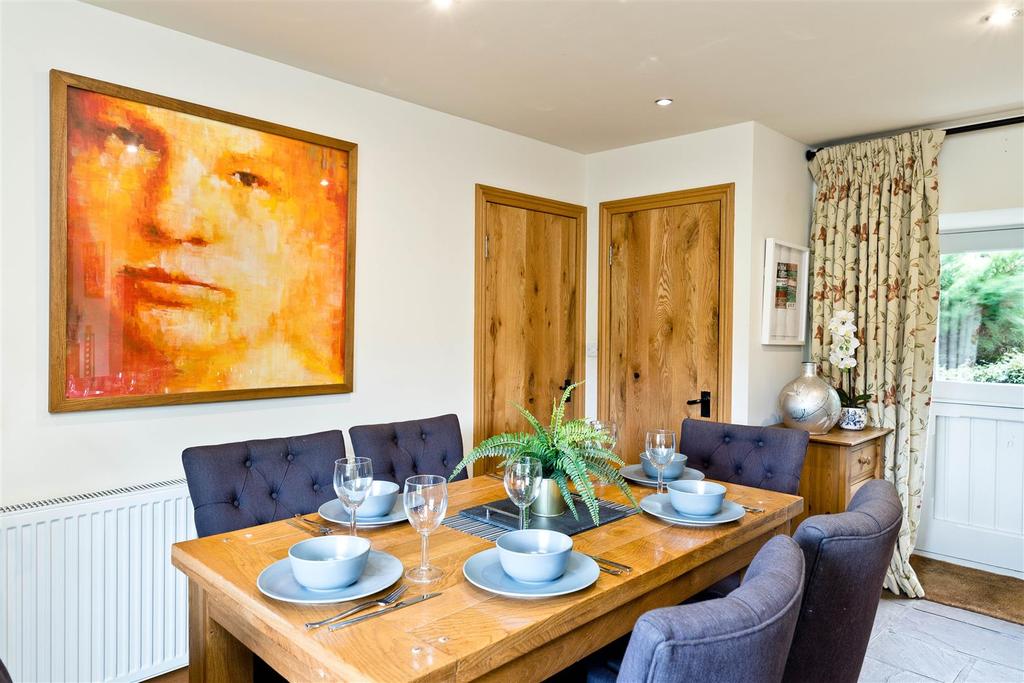 Kitchen/Breakfast Room